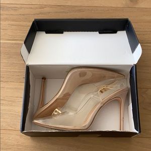 Clear Pumps